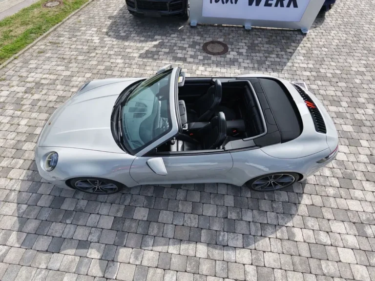 Porsche 992