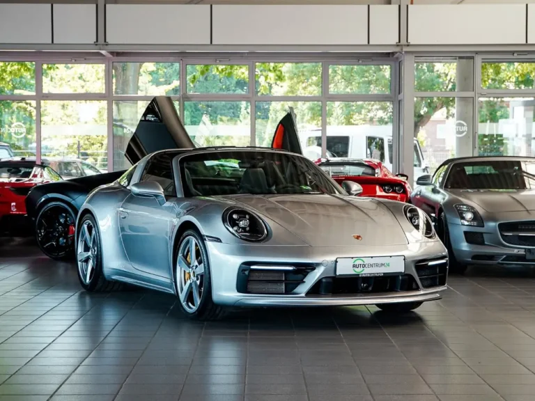 Porsche 992