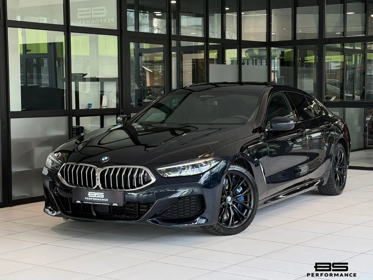 BMW 840