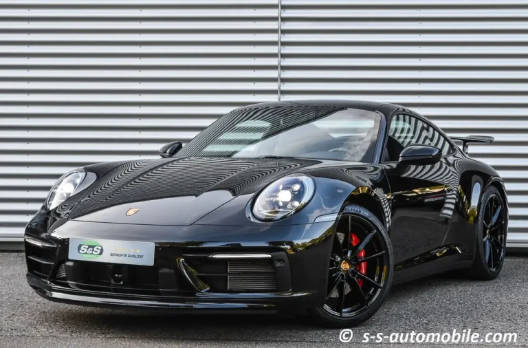Porsche 992